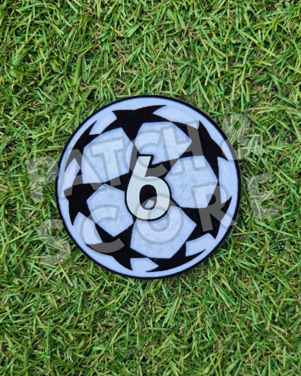 PRODUCT FOTOS Original Player Issue 2024-26 UEFA Champions League Liverpool Starball Patch | Sporting ID