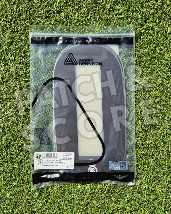 PRODUCT FOTOS copy 00 Original Player Issue 2025-26 Real Madrid Mbappé Champions League Home Name Set | Avery Dennison